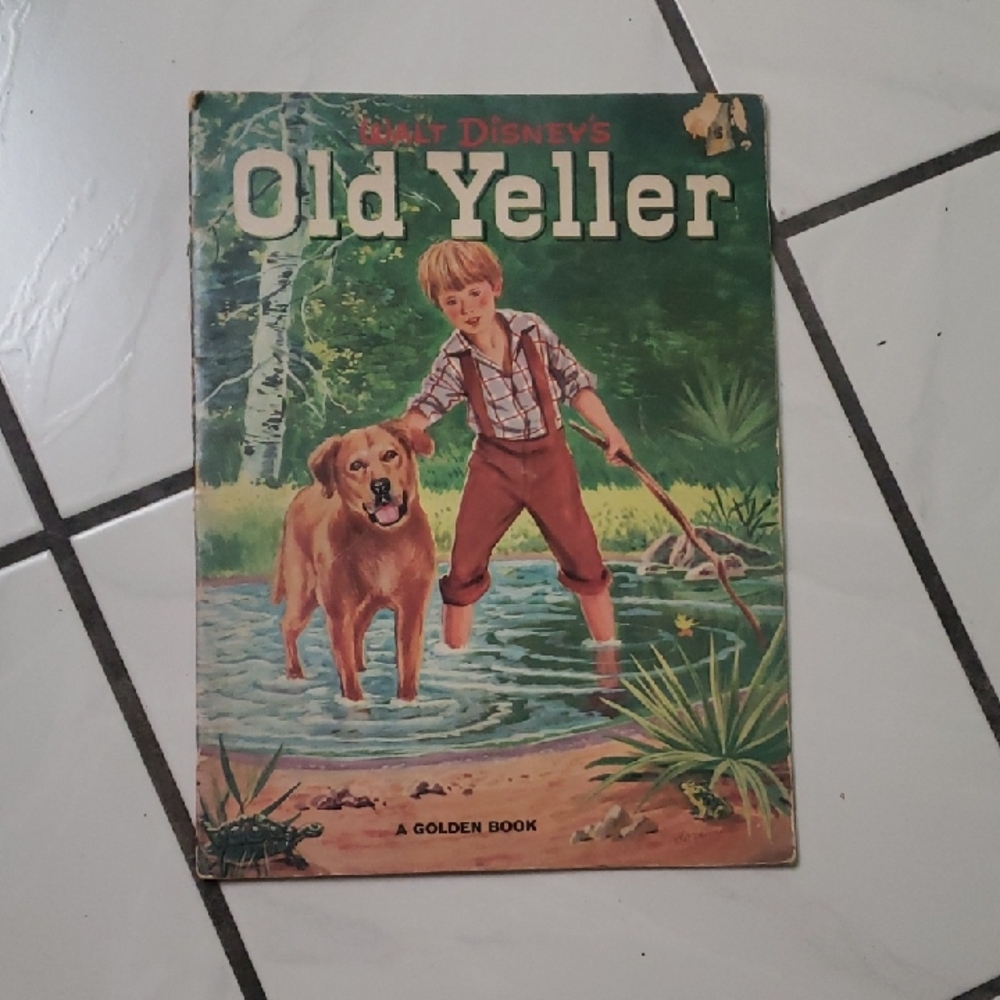 Vintage 1958 rare Disney's Old Yeller Book with Green and Brown Cover